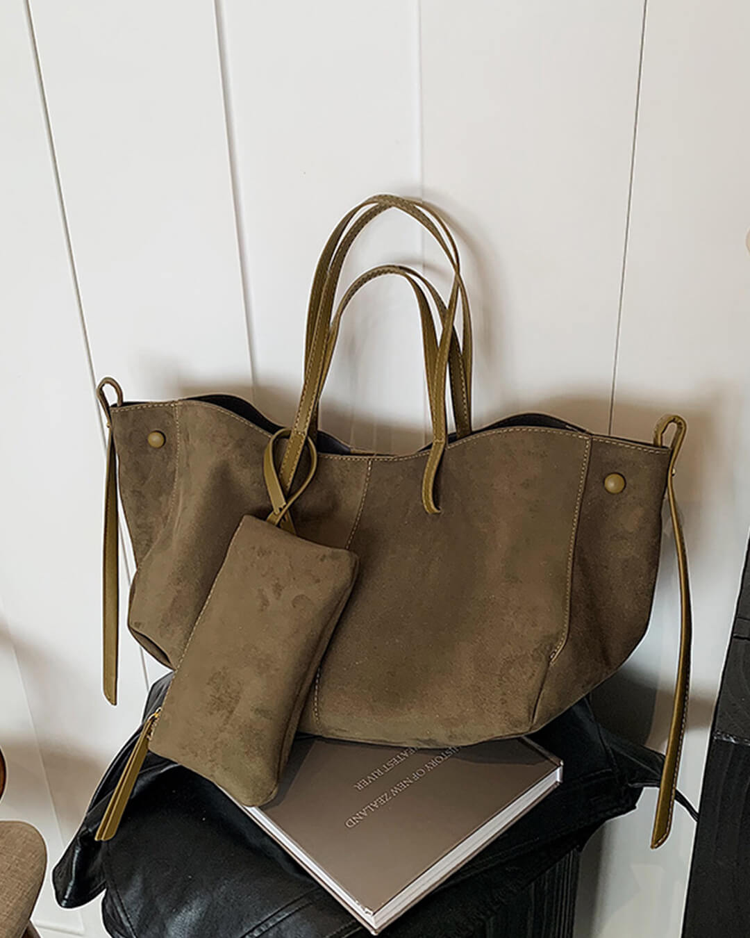 SEAME - Adriana Suede Tote Bag Khaki